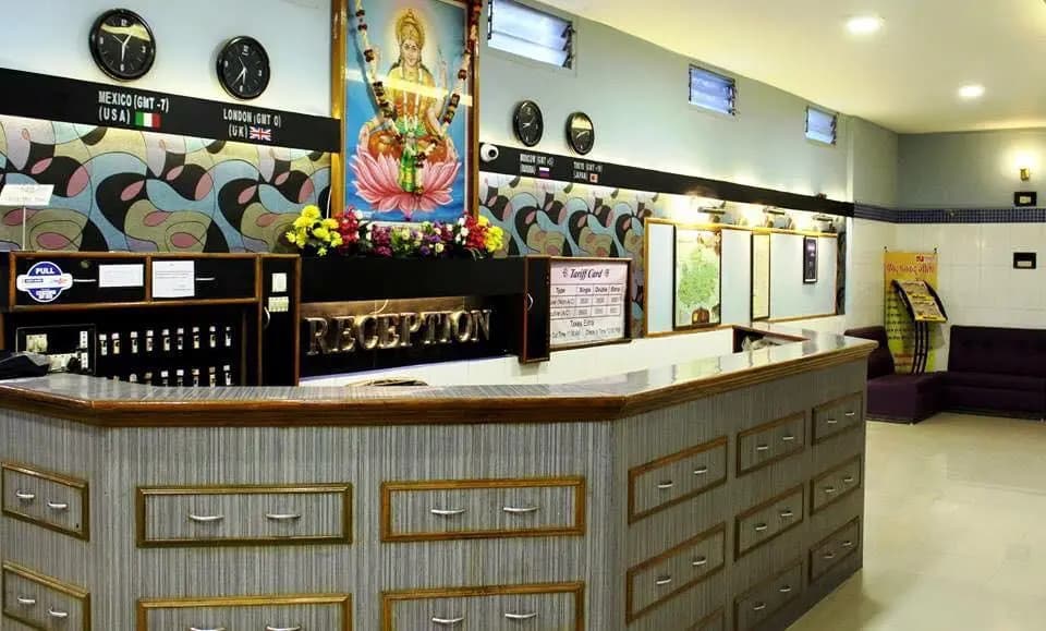 Hotel Shrimmaya