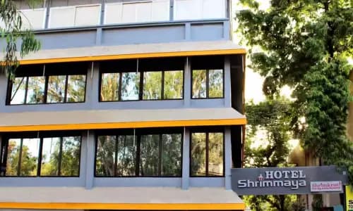 Hotel Shrimmaya