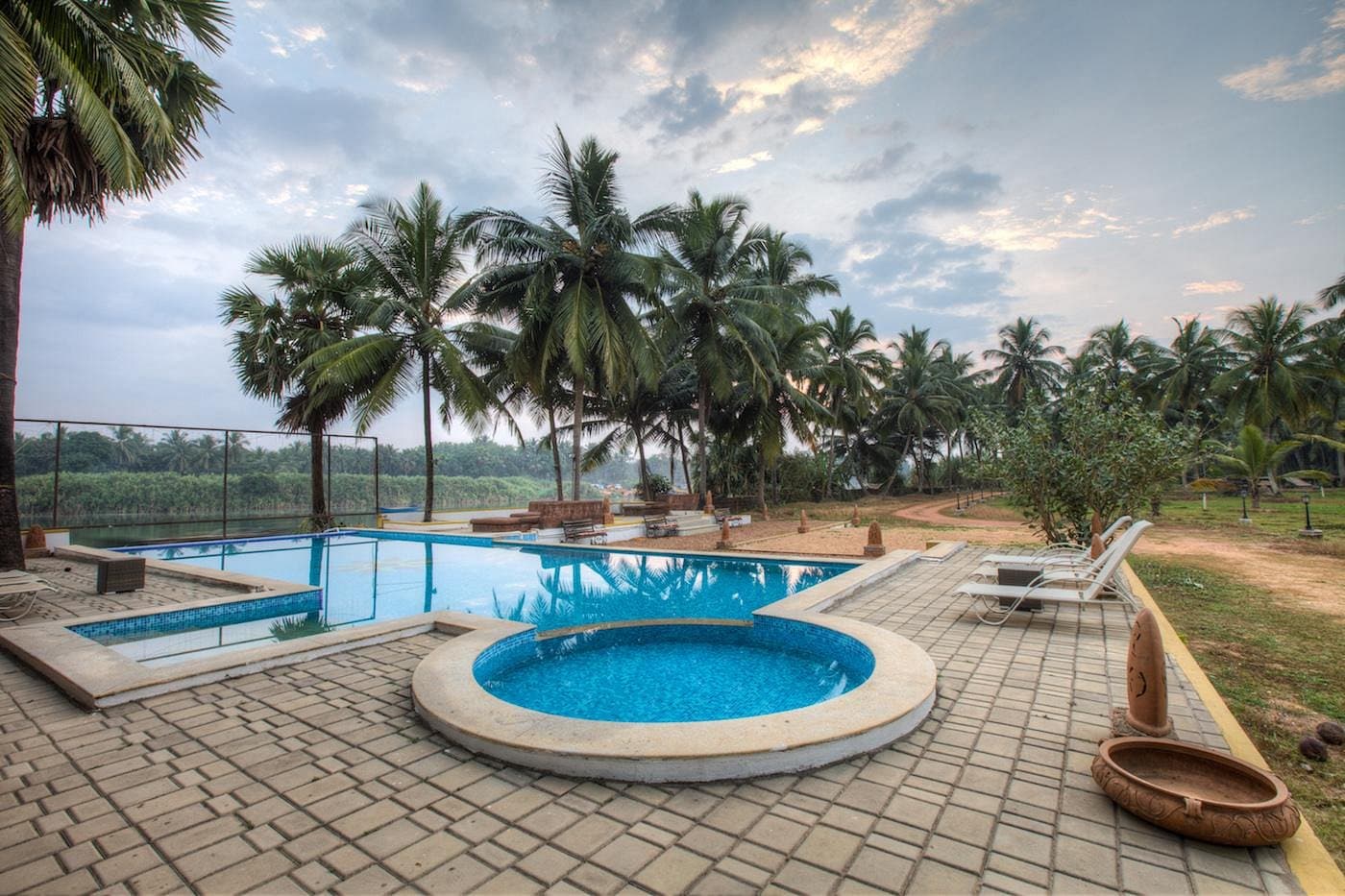 River Roost Resorts