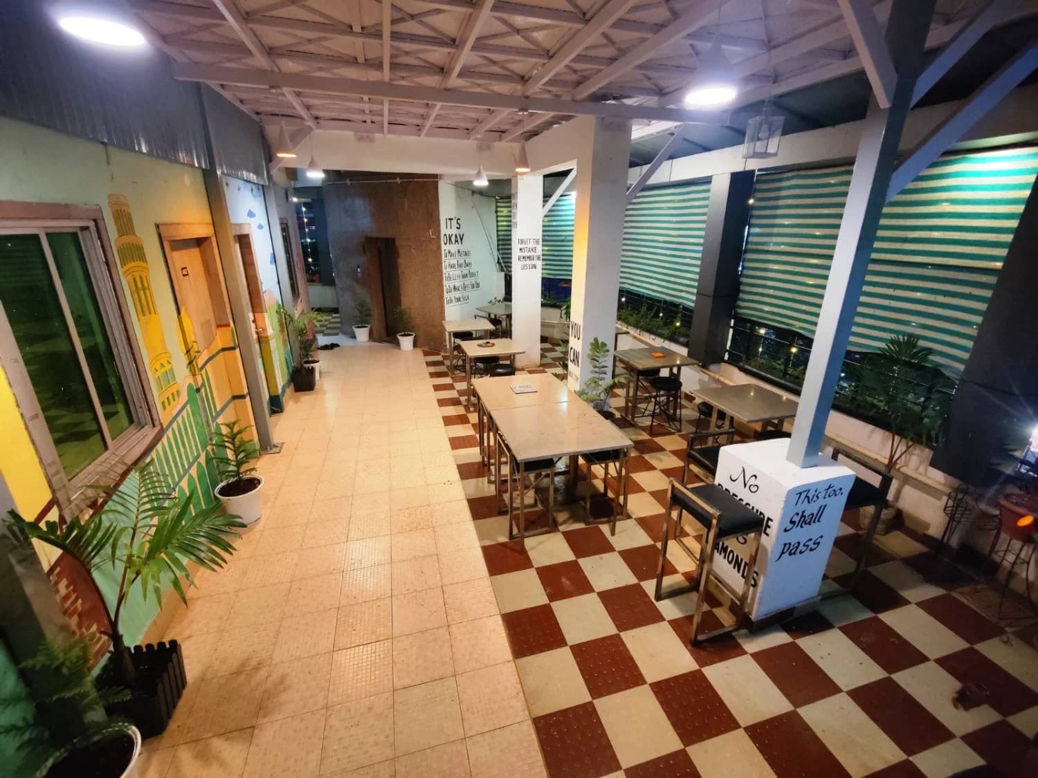 HOTEL UR
