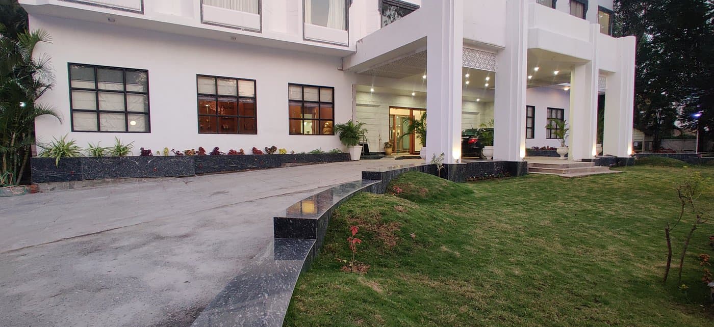 Radiant Globus Hotels & Resorts