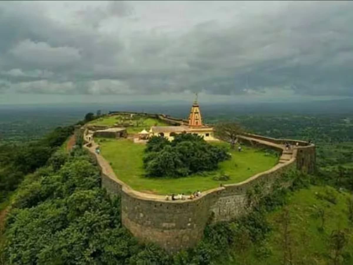 Shivraee farmhouse