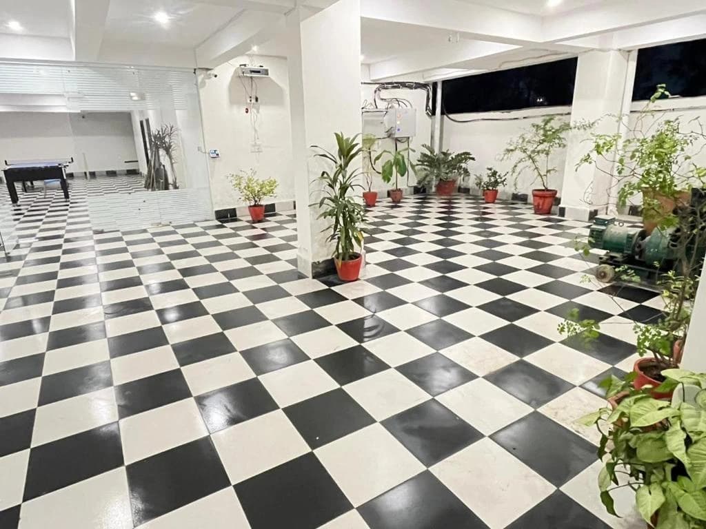 Apna Homes Stay & Hotel I Gurugram I Sector-71