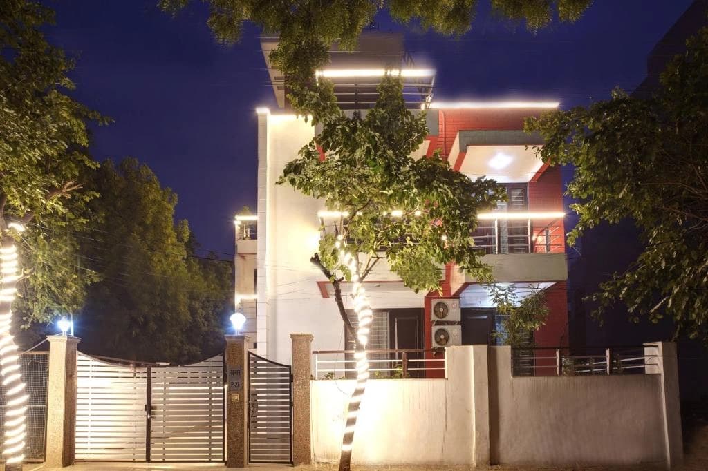 NexHub Stay - Huda City Centre