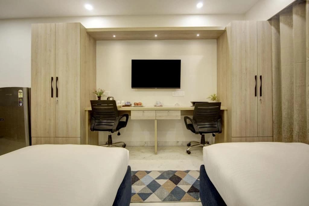 FlxHo Quad - Luxury Studio Apart Hotel DLF Cyber City