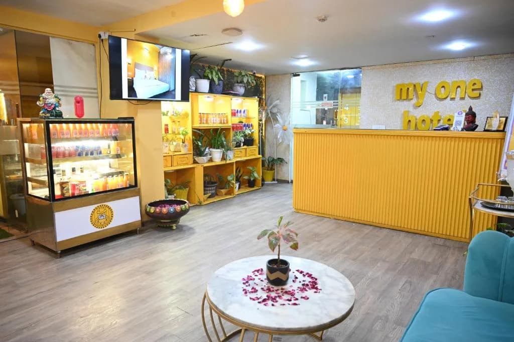 One Hotel-Golf Course Road
