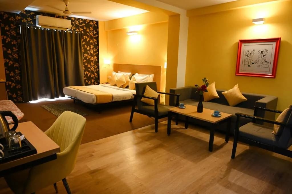 One Hotel-Golf Course Road