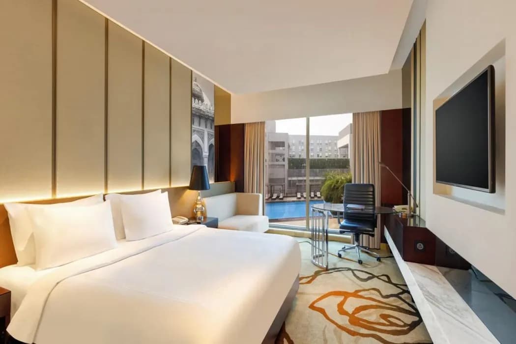 Hotel Pride Plaza
