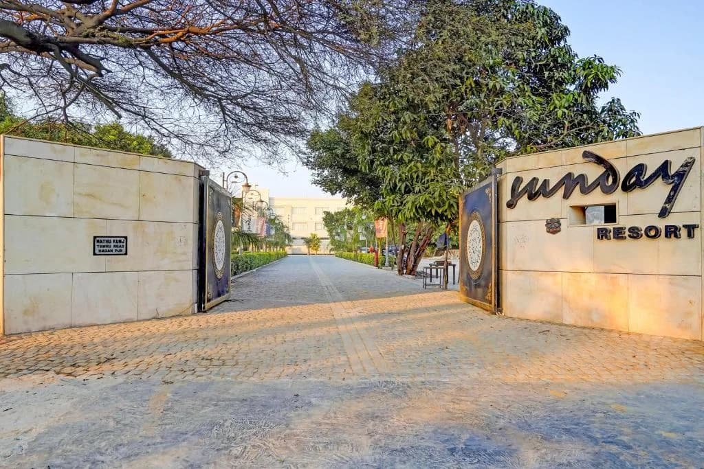Sunday Hotels and Resort Gurgaon