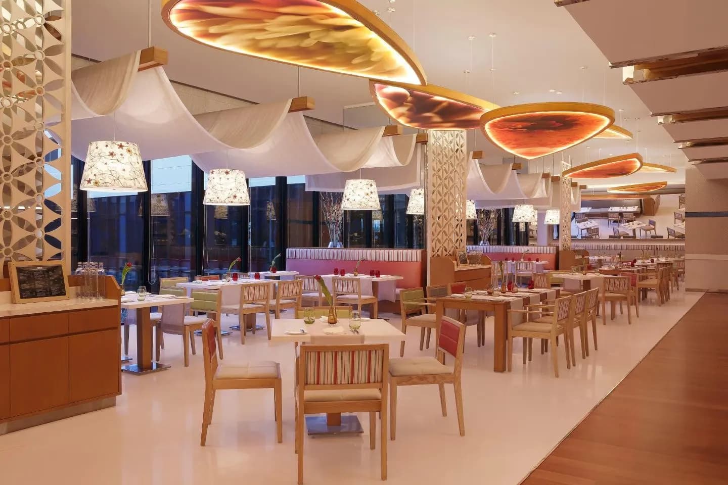 Pullman New Delhi Aerocity