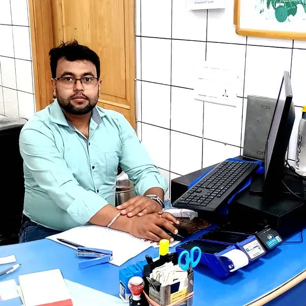 Niti Bagh Pet Clinic