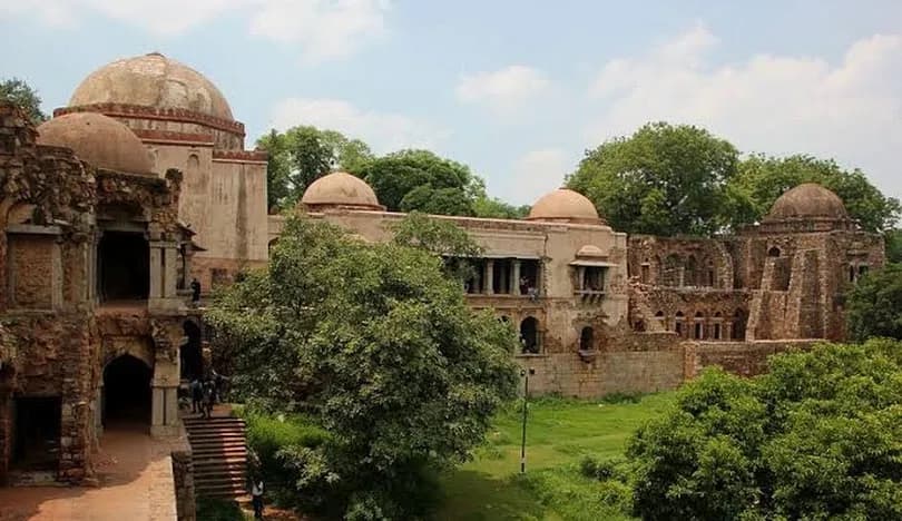 Hauz Khas District Park