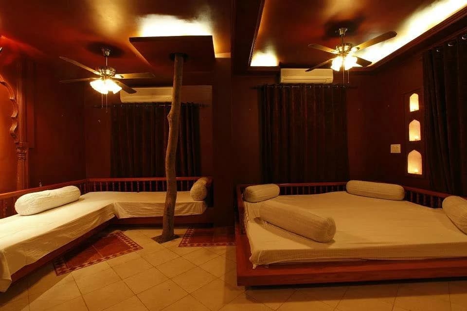 The WoodsVilla Resort