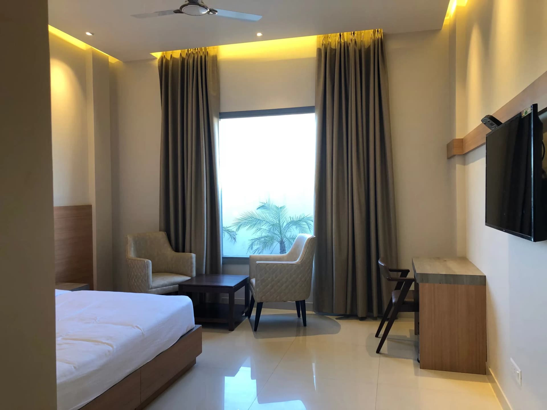 Hotel Golden Orchid