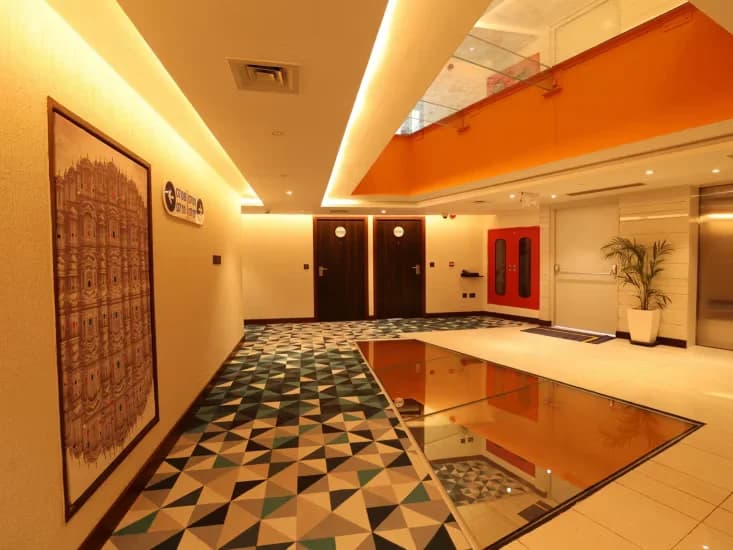 Holiday Inn Express & Suites