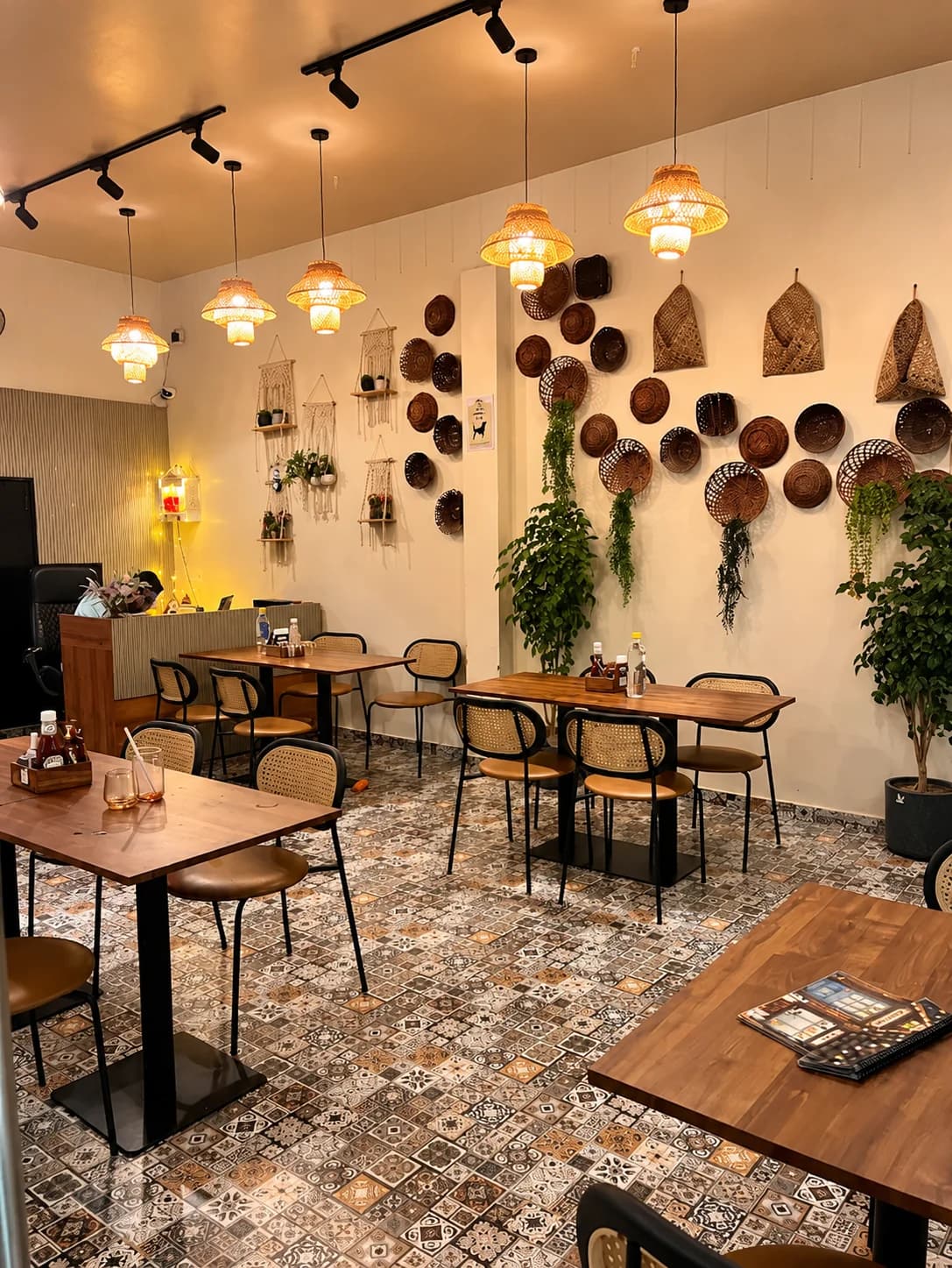 Pawpup Cafe (Lucknow)