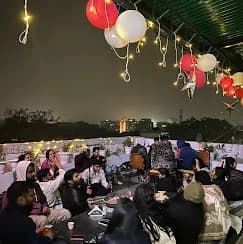 Local Lok Varanasi: Hotel & Cafe (Varanasi)