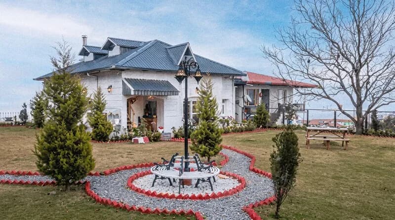Karinya Villas (Nainital)