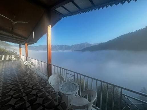 The Brigadiers Cottage Mussoorie, A pet friendly Homestay (Mussoorie)