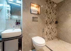 Aceotel Select Sarvagya Nipania