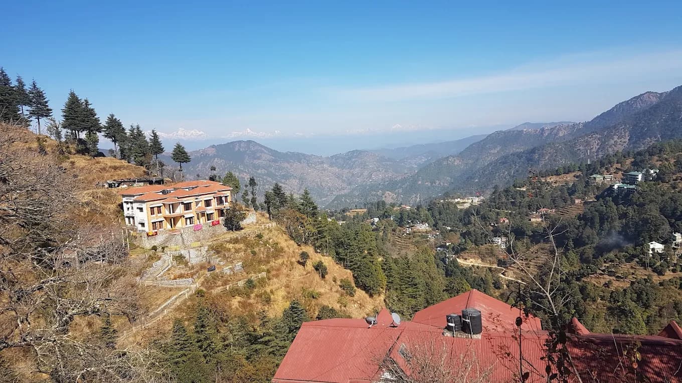 The White Peaks (Gagar, Nainital)