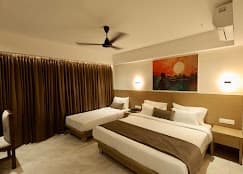 Hotel Vrindavan Palace