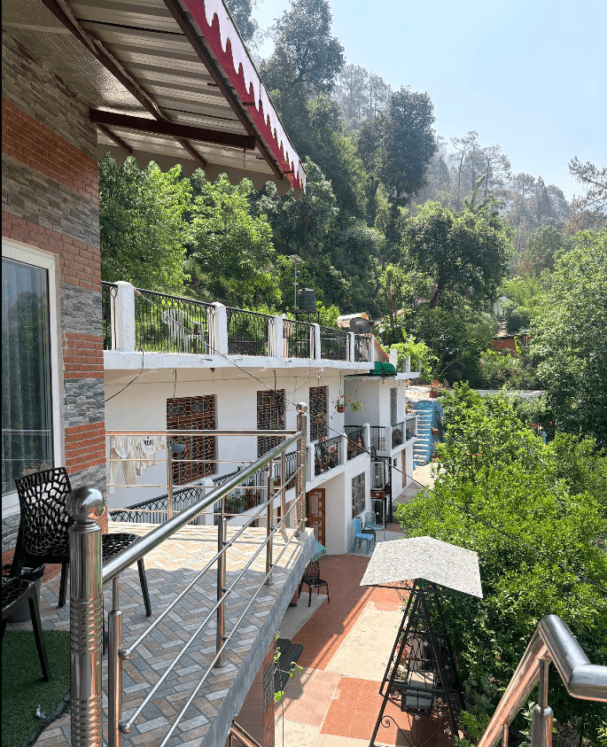 Red Leaf Homestay