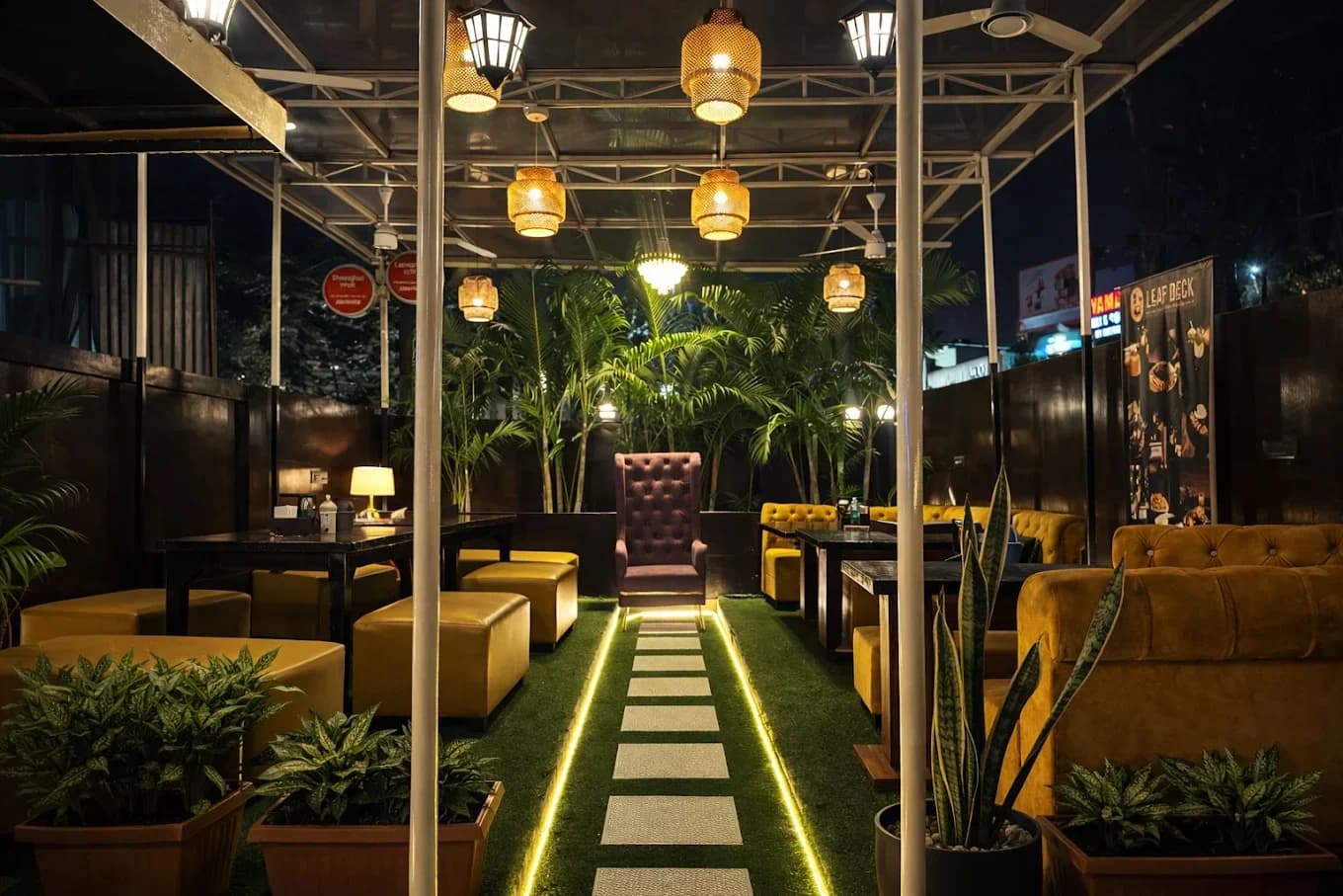 Leaf Deck Café (Guwahati)