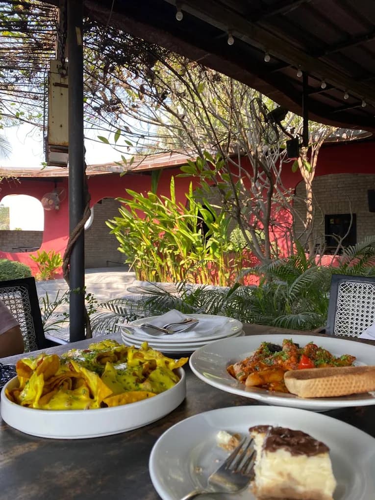The Gallery Cafe (Surat)