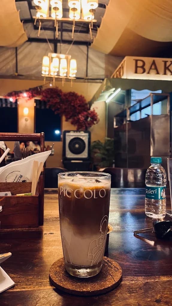 Piccolo Cafe (Indore)