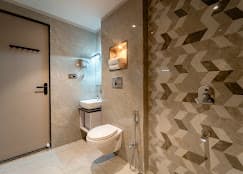 Aceotel Select Sarvagya Nipania