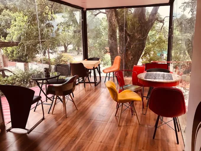 TORQUE TALES MOTO CAFE (Dehradun)