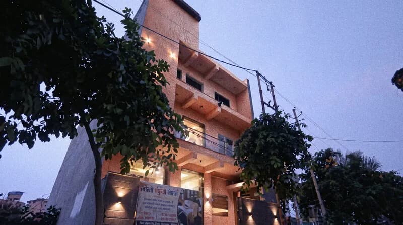 Priya Kunj Dham (Mathura)
