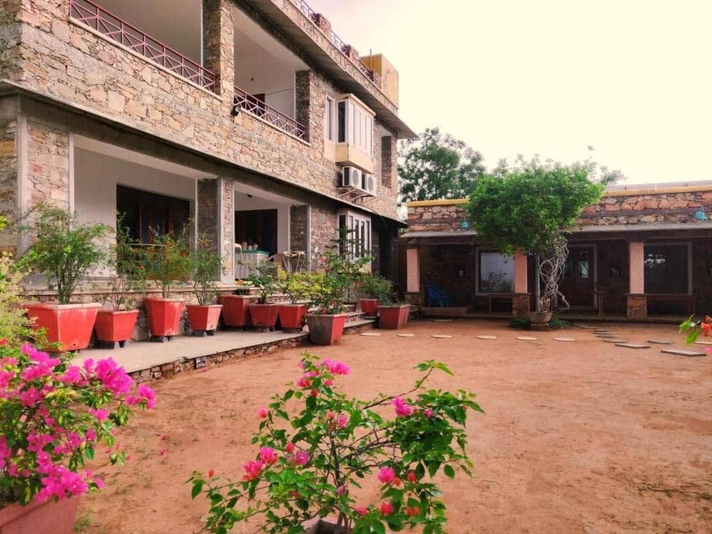 Devra Udaipur (Udaipur)