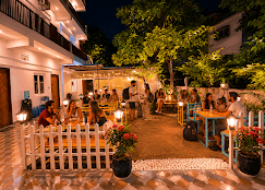Flying Dutchman Hostel