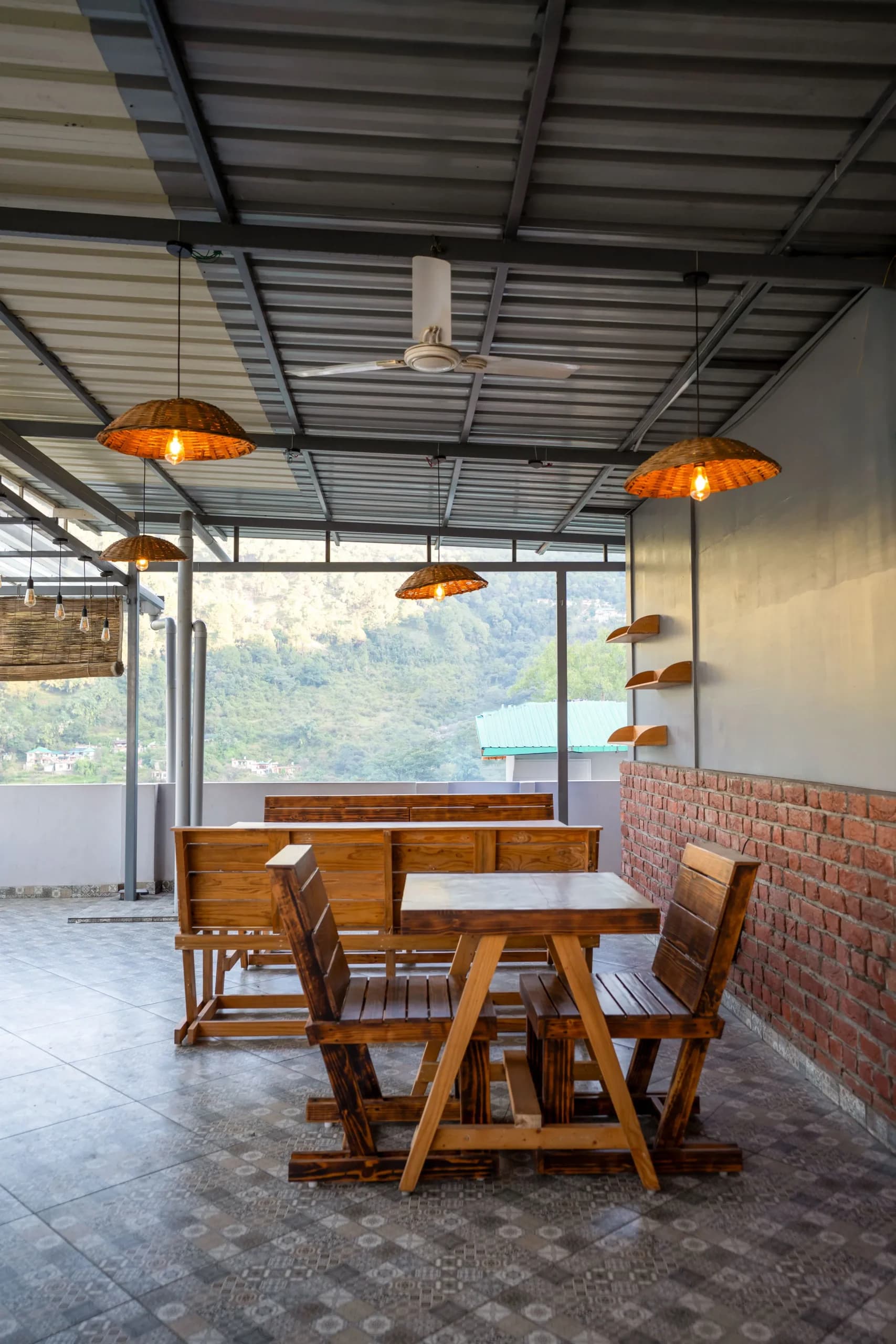 Alpine BNB Dharmshala (Dharamshala)