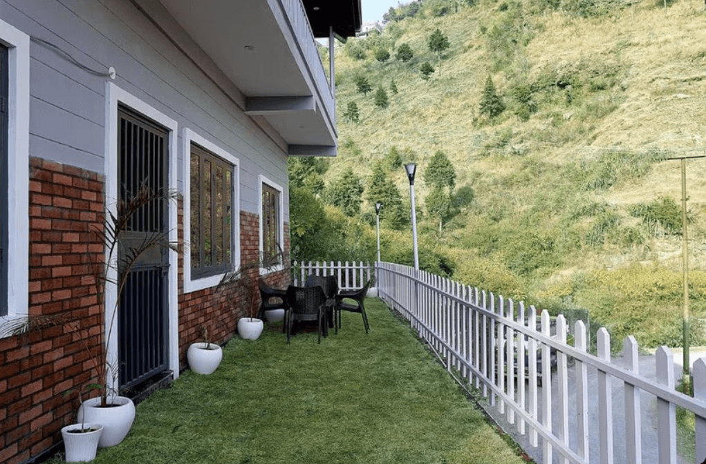 DALLAS - THE RETREAT RESORT MUSSOORIE (Dehradun)