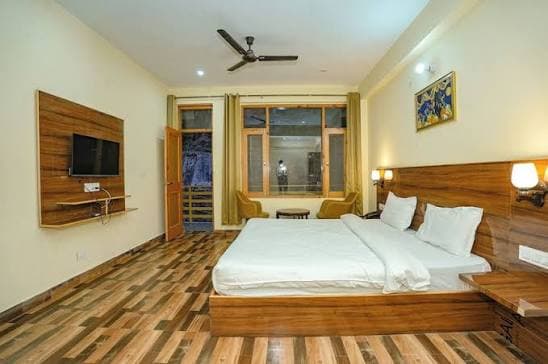 The Himalayan Stories (Manali)