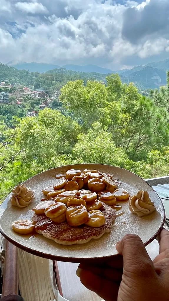 Cafesserie | Cafe & Bakery | Kasauli Chowk (Dharampur)