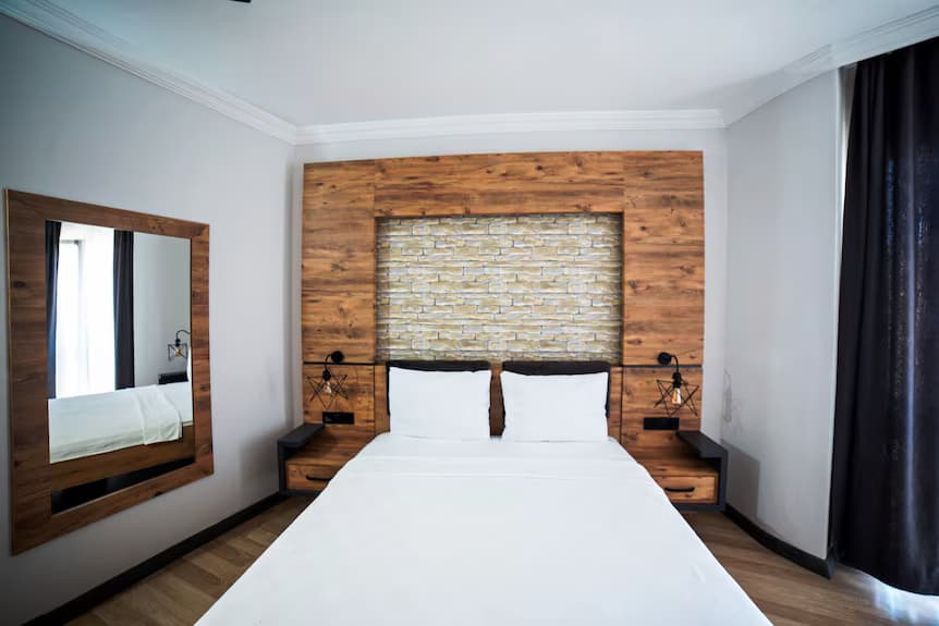 Hotel imroz (Srinagar)