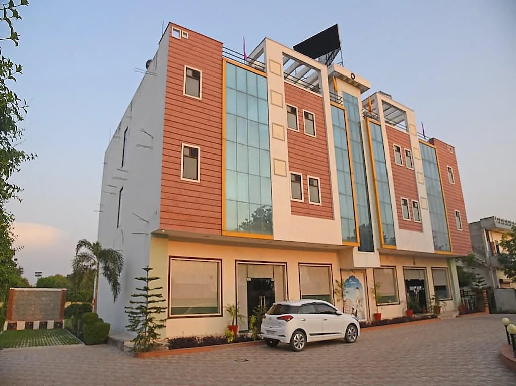 Hotel Royal Celebration Inn - Ajmer Road