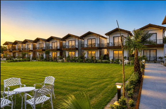 Aayovea Resort Ayodhya Near Ram Mandir & Saryu River