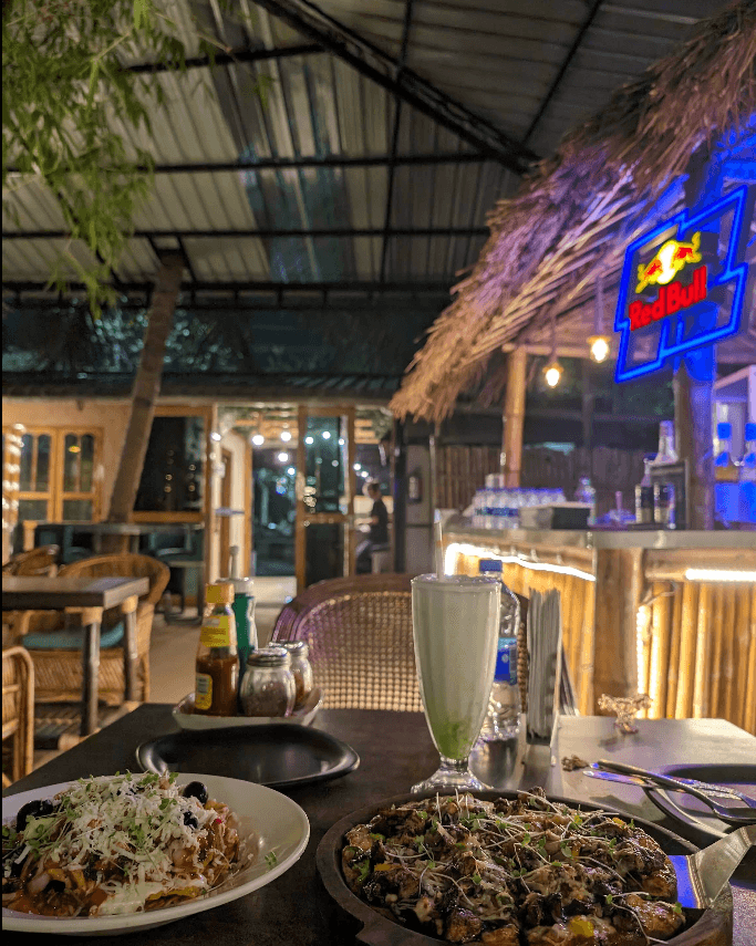 The HideOut Café