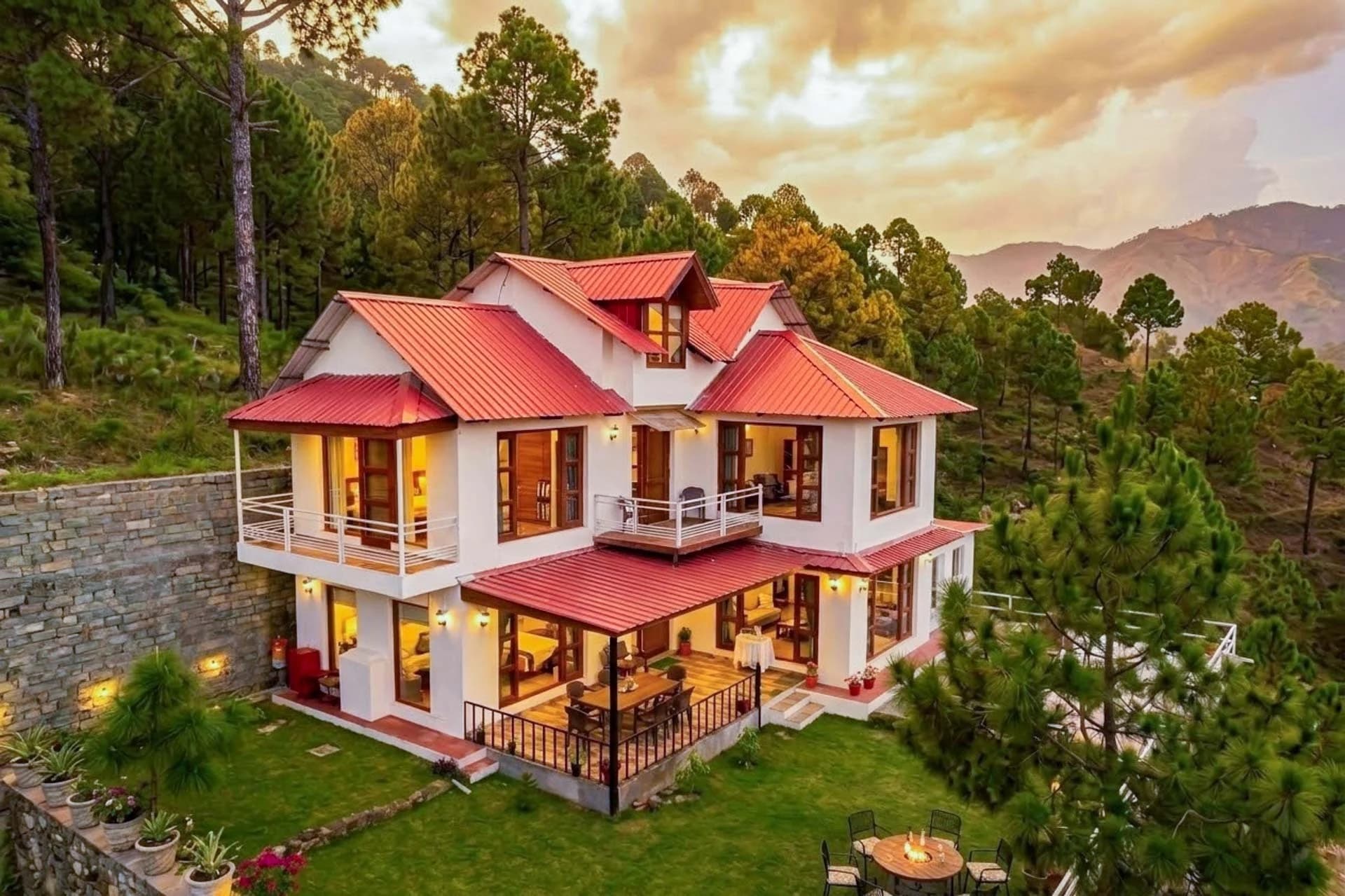 The Heaven Inn Kasauli (Ghariana)