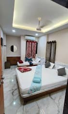 Hotel Shri Radhe Krishna || Best Hotel | Budget Friendly Hotel | Luxury Hotel