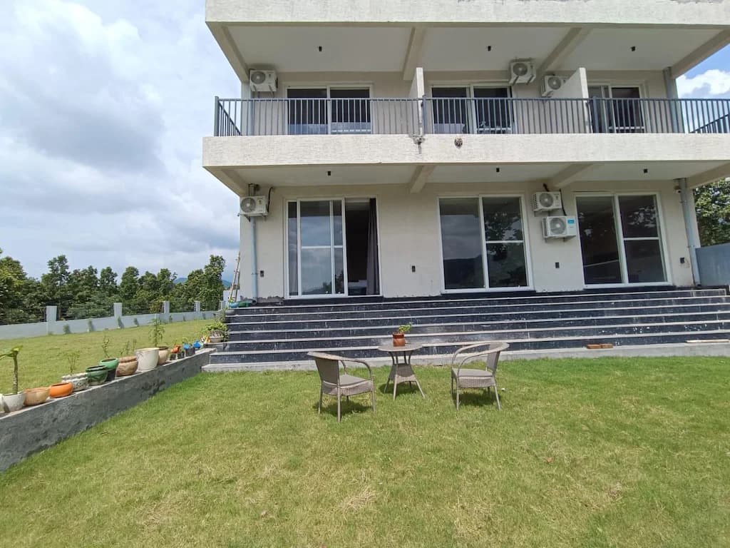River Cliff Resort (Dehradun)