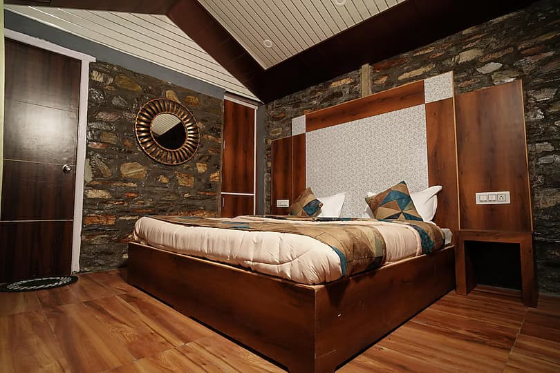 Hadley inn cottages chail (Chail)