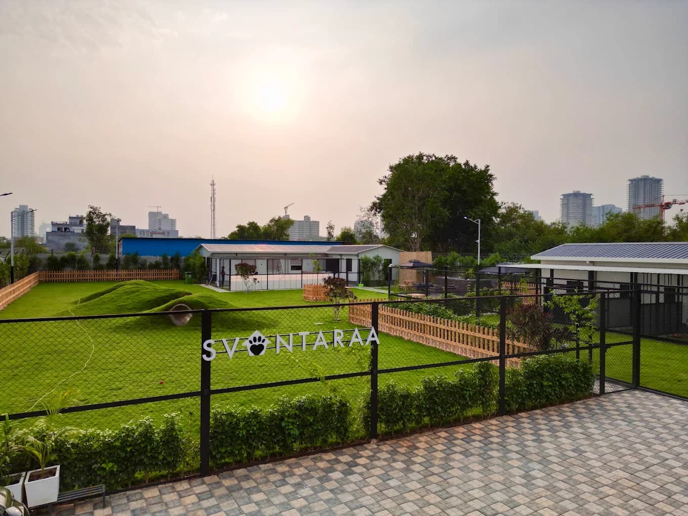 Svantaraa - Pet boarding and park (Gurugram)