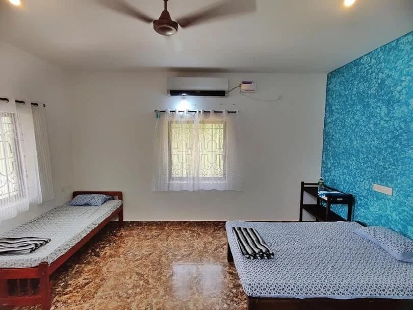 Coco inn goa (Candolim)