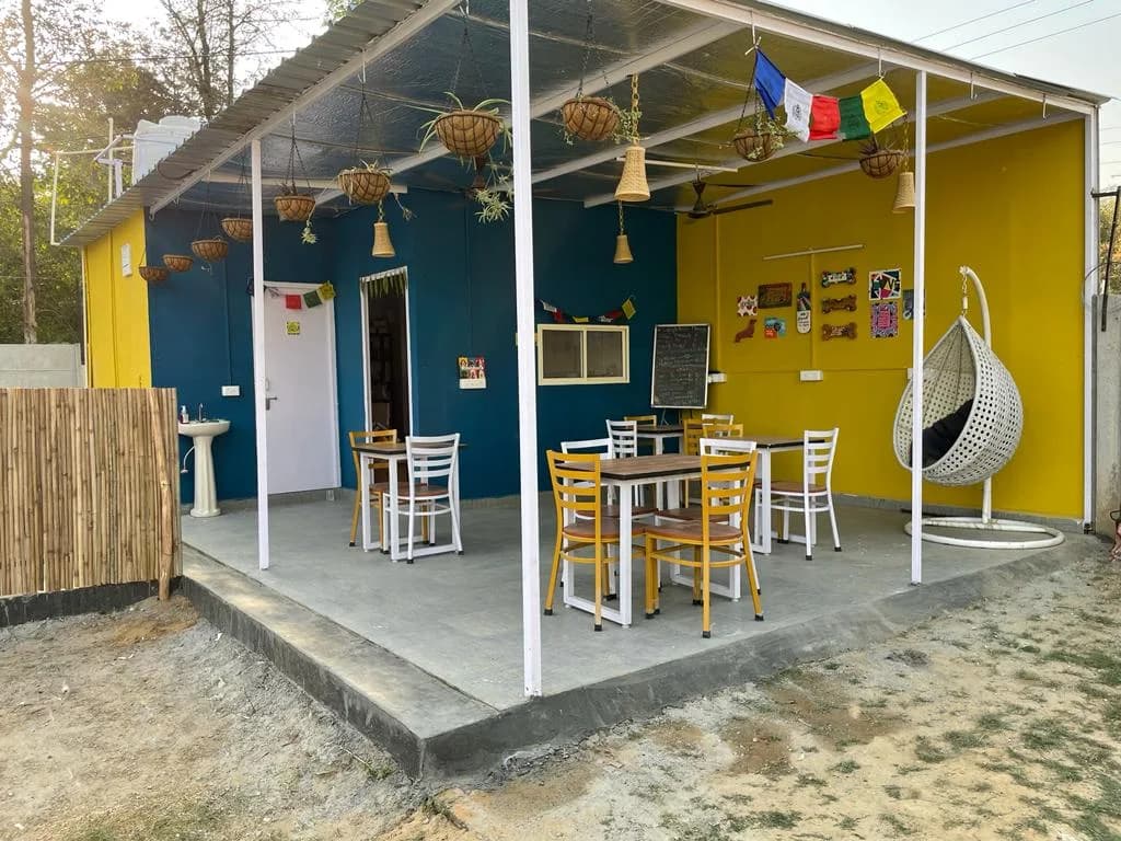 Muddy Paws Dog Park & Cafe (Gurugram)